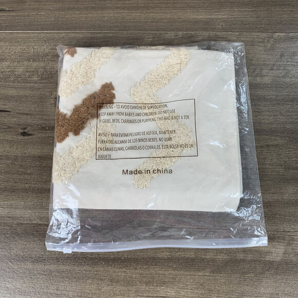 Geometric Chevron Boho Throw Pillow Covers Tufted Soft Pillow Case 18x18, 1PC - Picture 4 of 9